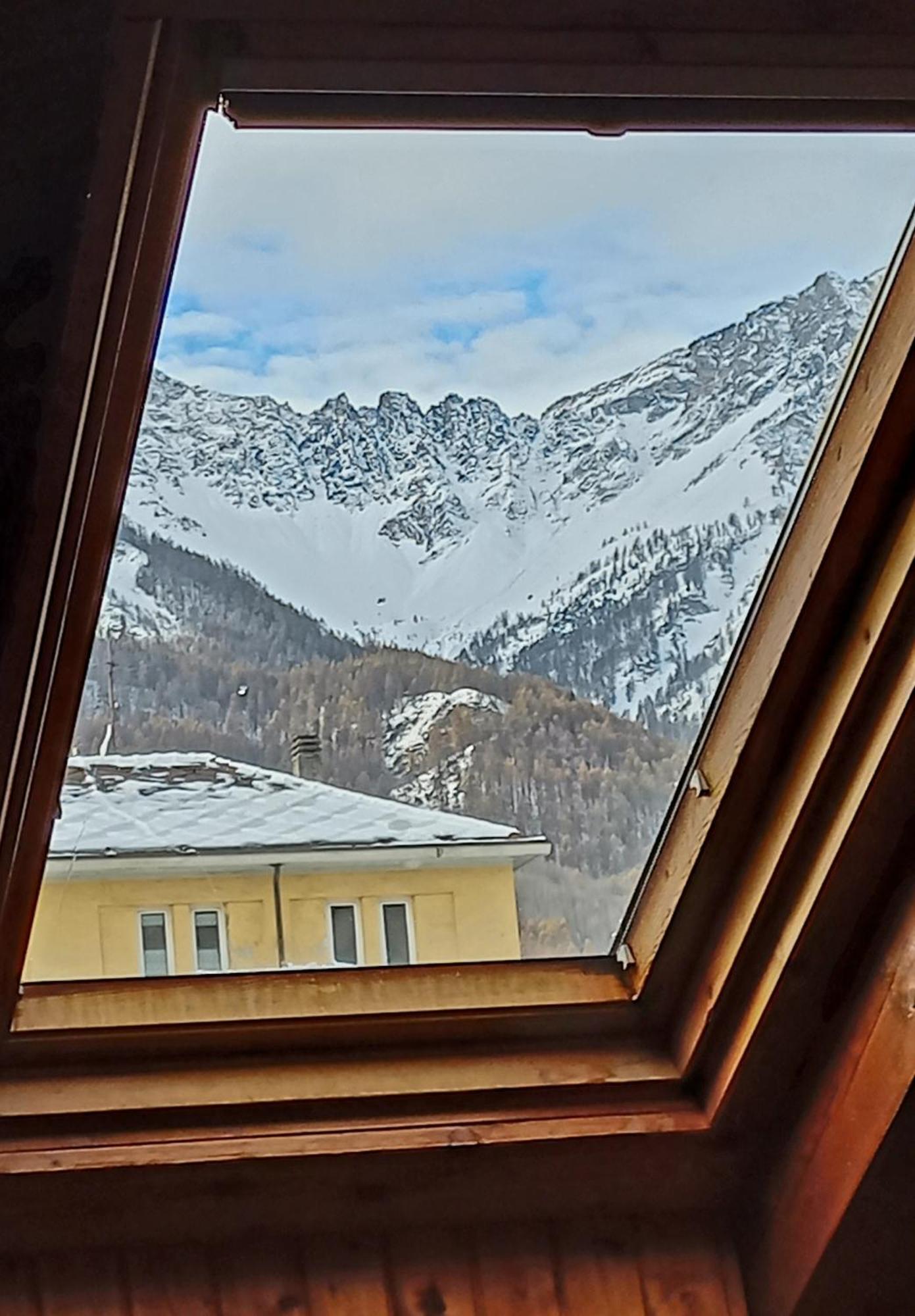 Mansarda Bardonecchia Appartement Buitenkant foto